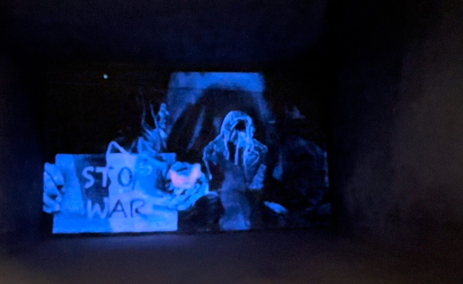 „Was wir hören – sehen wir“ – Audio-Video Installation – Kunstbunker Bochum 2024