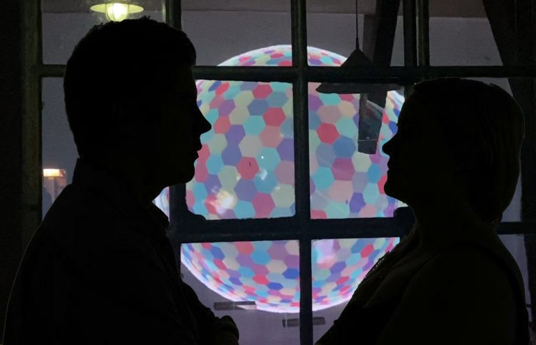 talk to me – Interaktive Videoinstallation – Historische Fabrikanlage Maste-Barendorf 2021